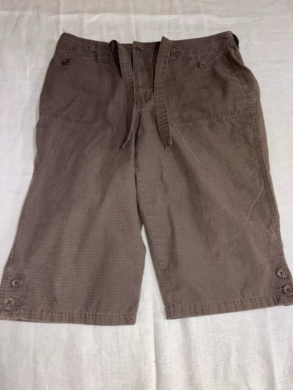 Gloria Vanderbilt Womens Size 14 Capris Brown